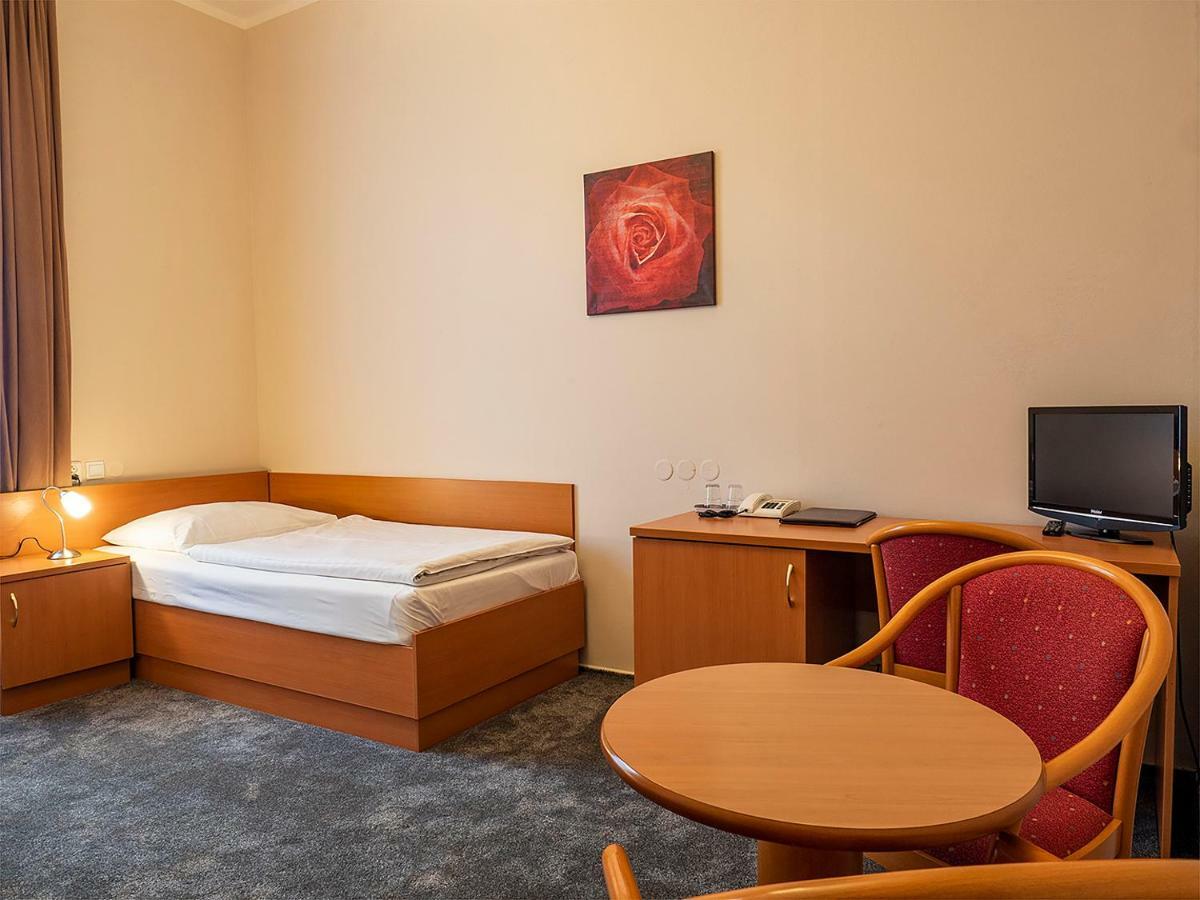 Hotel Olympia Česká Lípa Exteriér fotografie